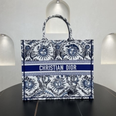 Christian Dior Shopping Bags